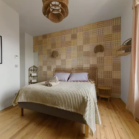 度假居 Grande Maison Republique - Maison Design Et Climatisee En Centre 加纳