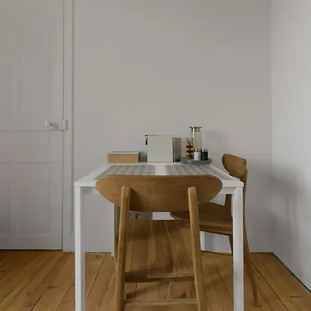 Grande Maison Republique - Maison Design Et Climatisee En Centre * Gannat